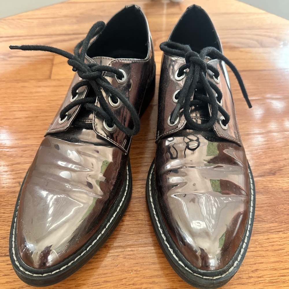 Steve Madden Shiny Copper Brown Oxfords